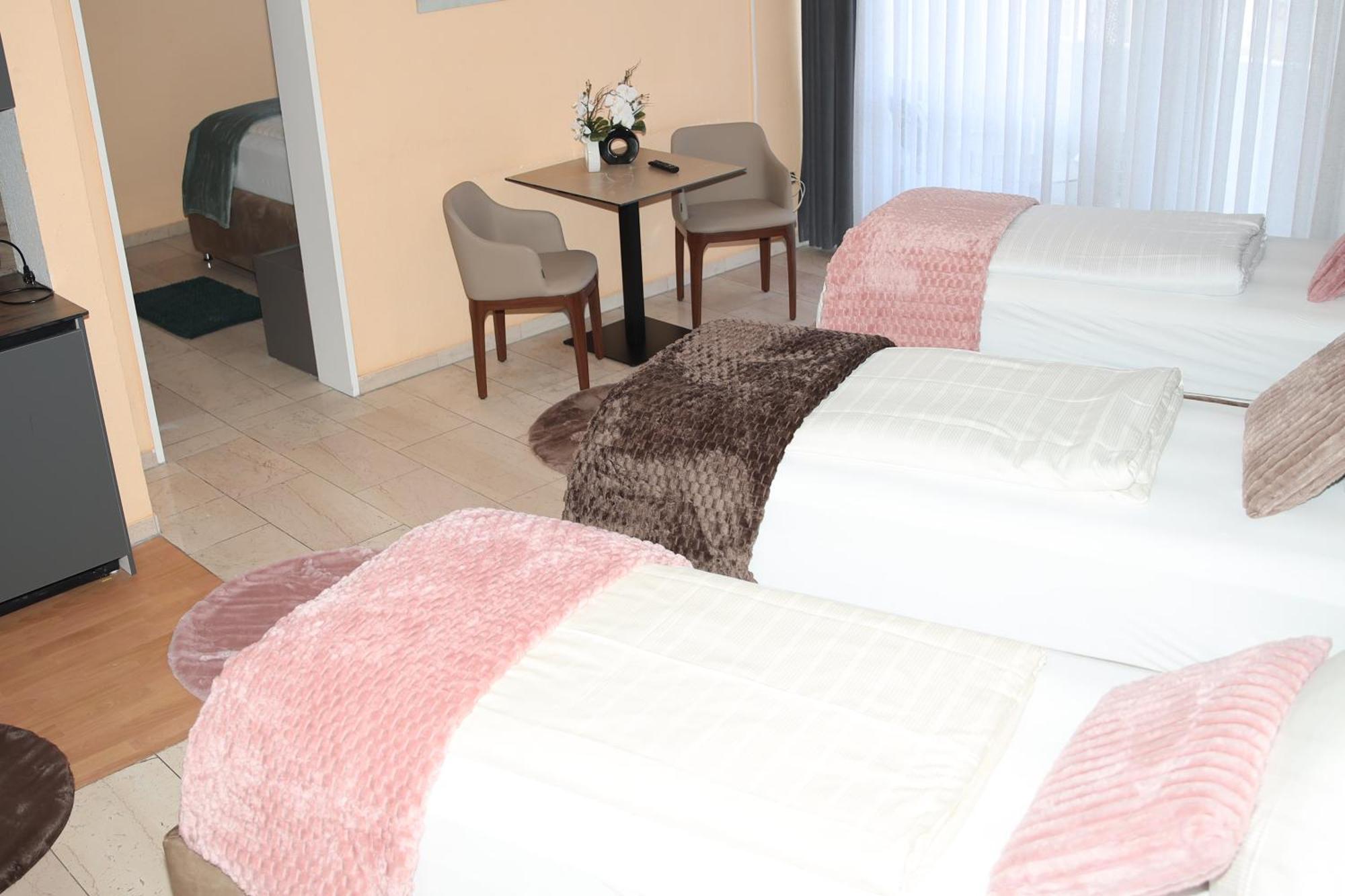 Hotel Hafez バート・ザルツフレン エクステリア 写真