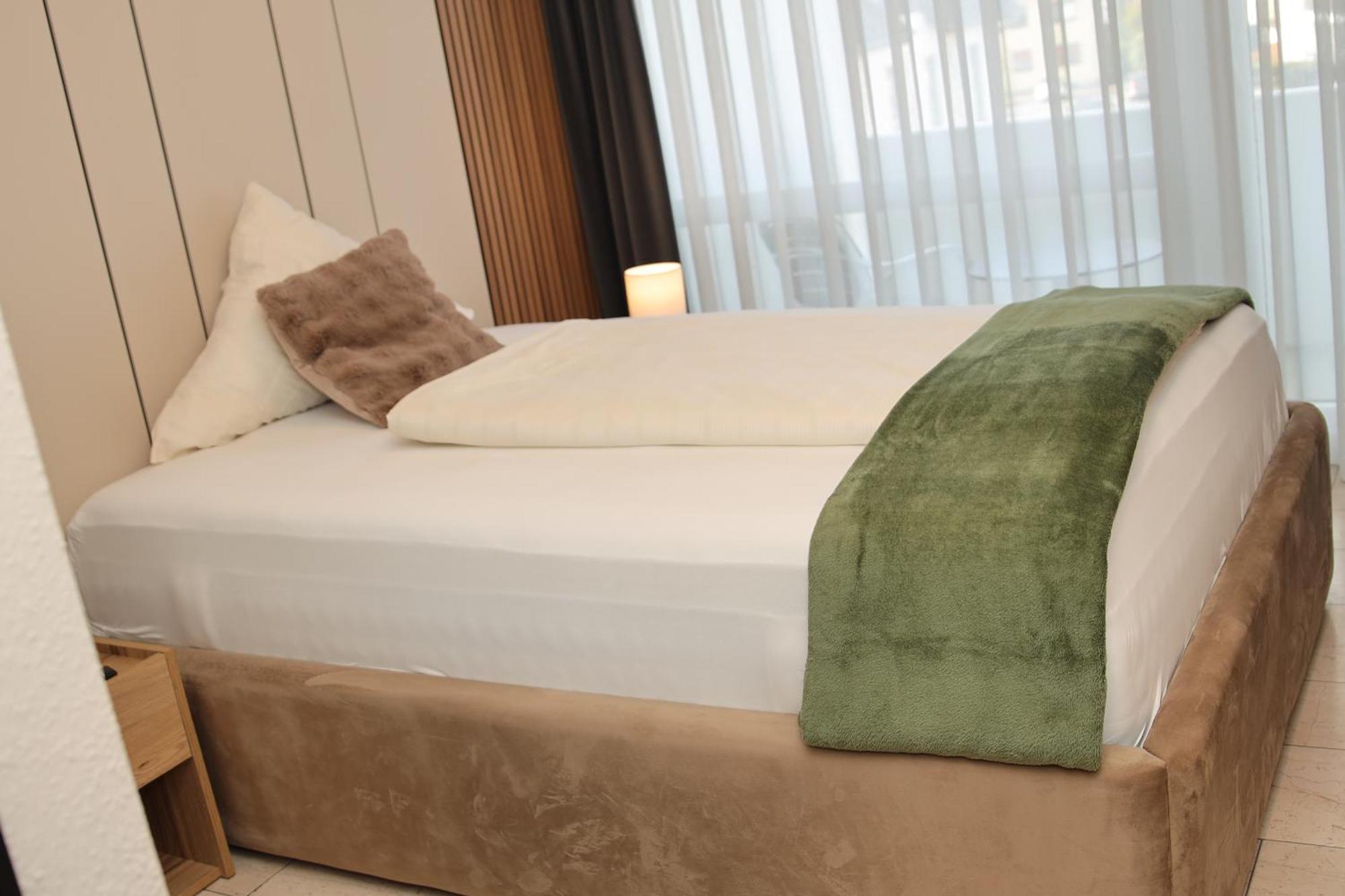 Hotel Hafez バート・ザルツフレン エクステリア 写真